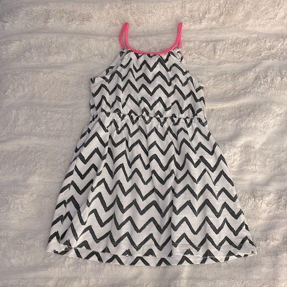 OSHKOSH B’GOSH LITTLE GIRLS SLEEVELESS DRESS - Picture 2 of 5